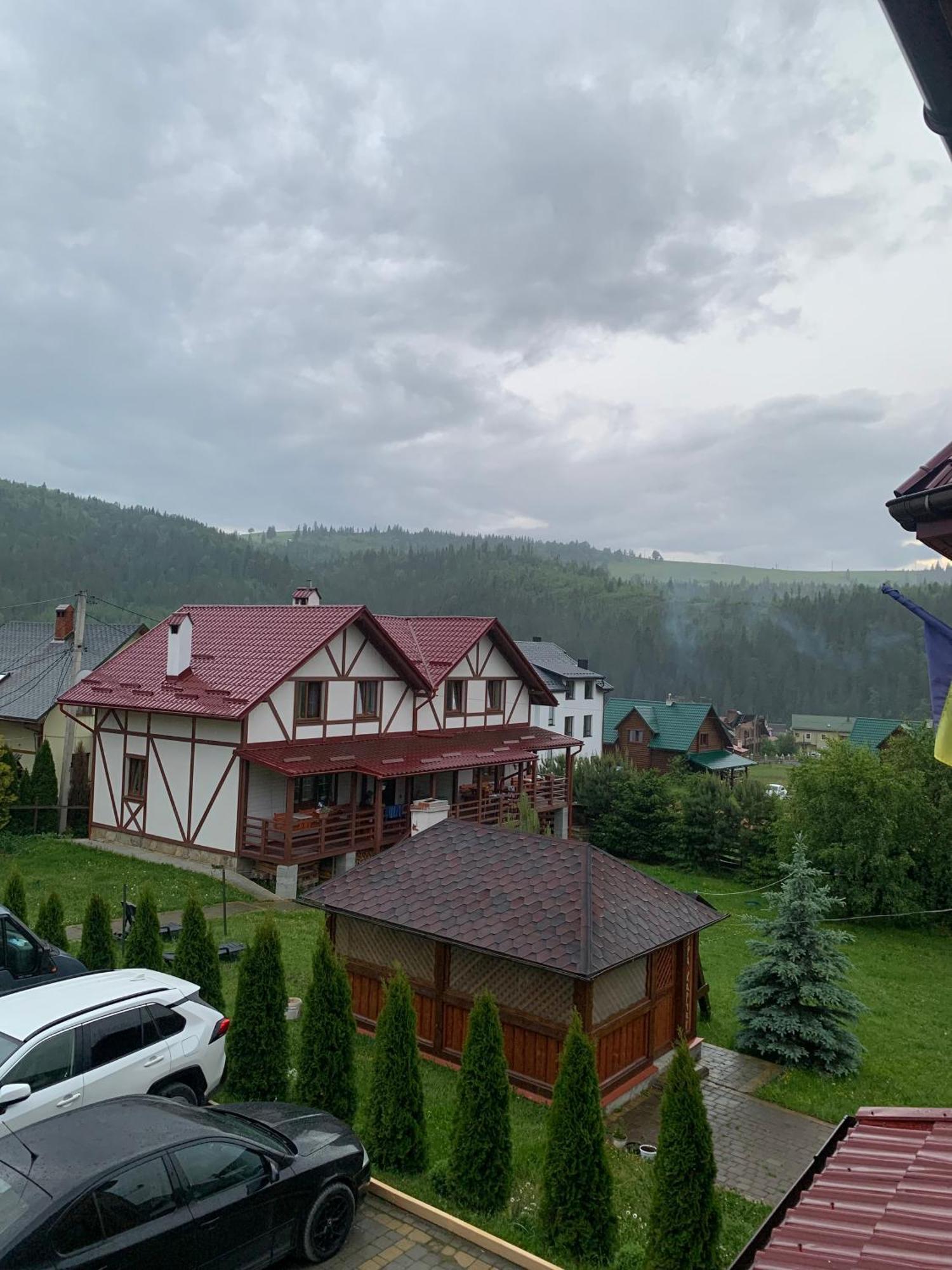 Aura Karpat Hotell Bukovel Exteriör bild